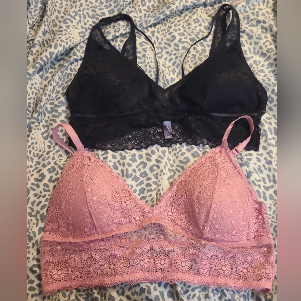 Daisy Fuentes Plus Size Elegant Lace Bralette Set - Black and Pink